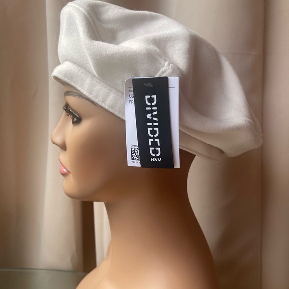 Brand:H&M Color:Cream Size:M/L Women’s barrette/ French style hat Condition - Picture 2 of 6